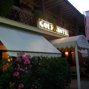 Golf Hotel